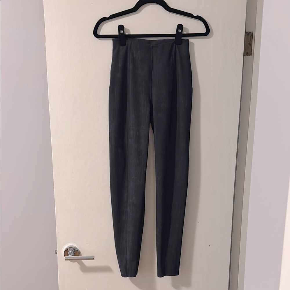 Lululemon pants